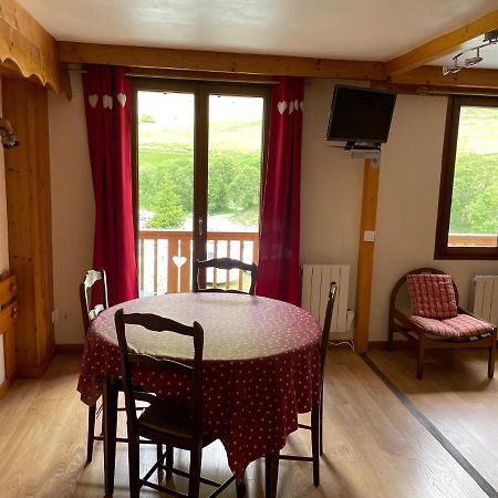 Appartement Le Chatelard Hotel La Vanoise Бюсон Екстериор снимка